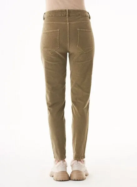 ORGANICATION ORGANICATION Cordhose aus Bio-Baumwolle, Grün(olive oil), – Produktbild 4 von 4