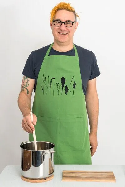 Hirschkind Hirschkind Küchenschürze handgewebt "Finnischer Garten", Grün, – Produktbild 2 von 3