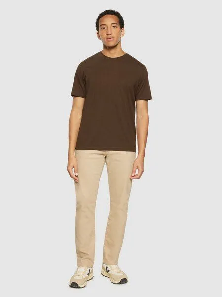 KnowledgeCotton Apparel KnowledgeCotton Apparel Herren Basic Tee "AGNAR" - GOTS/Vegan, Demitasse (dunkelbraun), – Produktbild 4 von 4