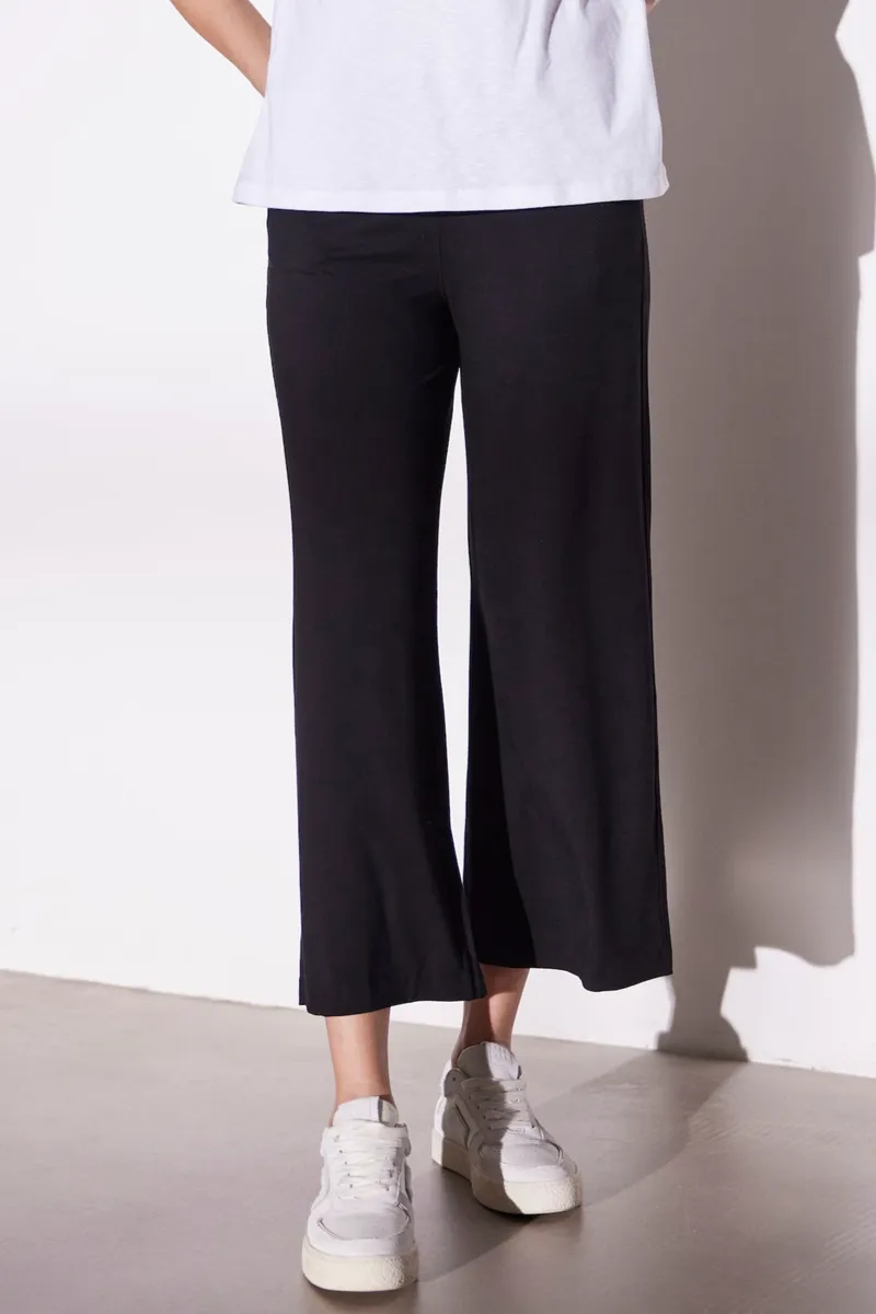LAURIE LAURIE Damen vegan Lose Hose Crop Jersey Donna Schwarz, Schwarz, – Produktbild 2 von 2