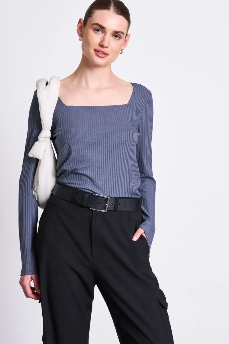JAN N JUNE JAN N JUNE Damen vegan Langarmshirt Mit Vierkantausschnitt Fria Turbulence, Dunkelblau, – Produktbild 3 von 3