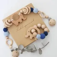 NoniKids Berlin NoniKids Berlin NoniKids Geschenkebox *Wagenkette & Greifling Elefant blau* I Bio Baumwollgarn – Produktbild 1 von 1