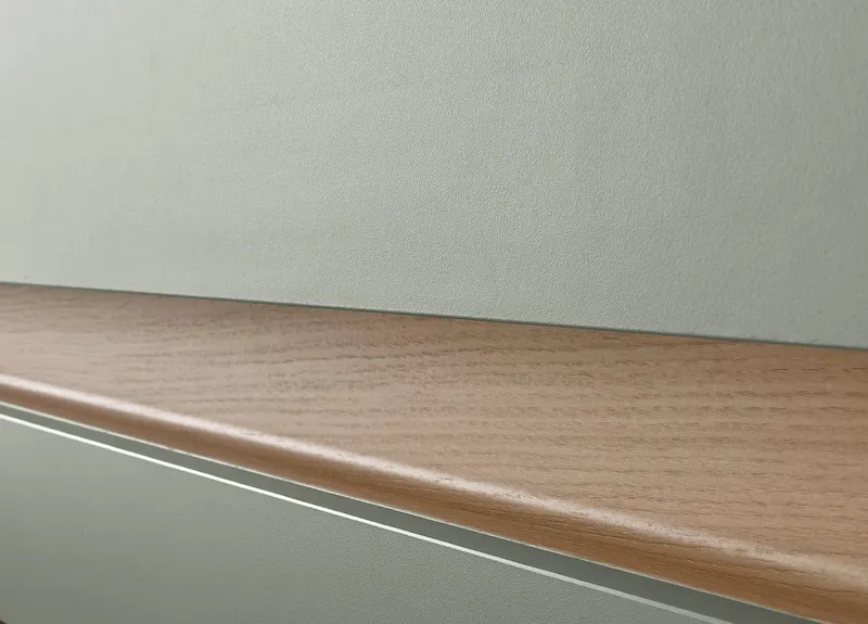 Furn.Design Highboard Center (Schrank in Salbei Grün mit Eiche, 100 x 120 cm), 4-türig mit 8 Fächern, Grün, – Produktbild 1 von 5