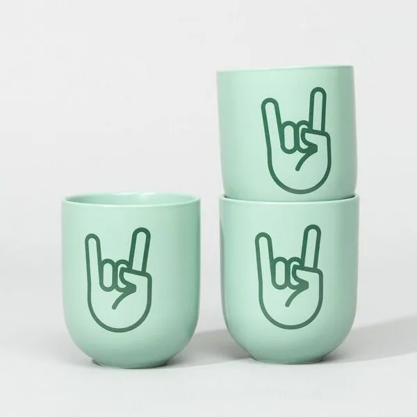 Fyngers Fyngers Handgemachter Becher aus Porzellan - Modell ROCk´n´ROLL - Füllmenge 330ml - Mattlasur, Türkis, – Produktbild 3 von 4