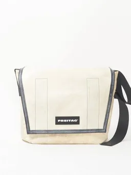 Freitag Freitag F14 DEXTER - used white (000004304498) – Produktbild 1 von 1