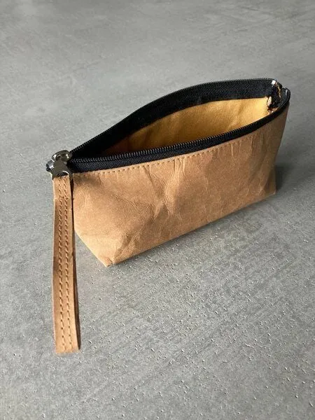 BY COPALA BY COPALA Federmappe / Etui / Kulturbeutel aus Kraftpapier – Produktbild 1 von 4