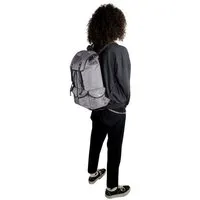 manbefair manbefair Lässiger Rucksack Vienna aus recyceltem Nylon Gewebe und Rinds-Leder, Grau, – Produktbild 1 von 1