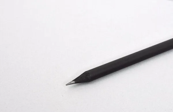 tyyp Bleistift schwarz – minimalistischer Schreibstift – nachhaltig by tyyp – Produktbild 2 von 3