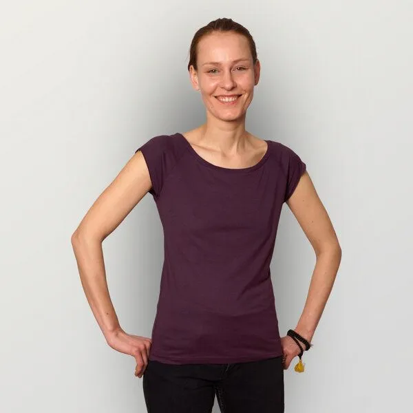 HANDGEDRUCKT HANDGEDRUCKT RESTPOSTEN "Slowly" Bamboo Frauen T-Shirt, Aubergine, – Produktbild 2 von 3