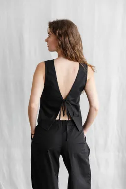 Jyoti - Fair Works Jyoti - Fair Works Damen vegan Top Osra Schwarz – Produktbild 1 von 1