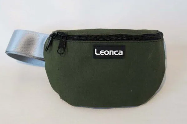 Leonca Leonca Upcycling Hip Bag aus Seesackleinen in 3 Größen, Oliv, – Produktbild 3 von 4