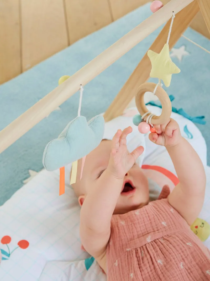 Vertbaudet Baby Spielbogen HÄSCHEN, Mehrfarbig, – Produktbild 2 von 4