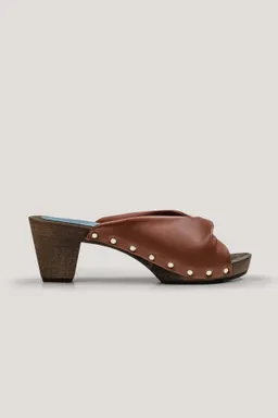 AGAZI AGAZI Damen vegan Clogs All That She Wants! Veganes Öko-Leder Karamell – Produktbild 1 von 1