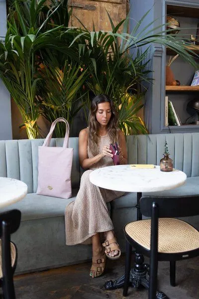 MATES OF NATURE MATES OF NATURE Korktasche Shopper – Große Handtasche aus Kork, Rose (rosa), – Produktbild 3 von 4