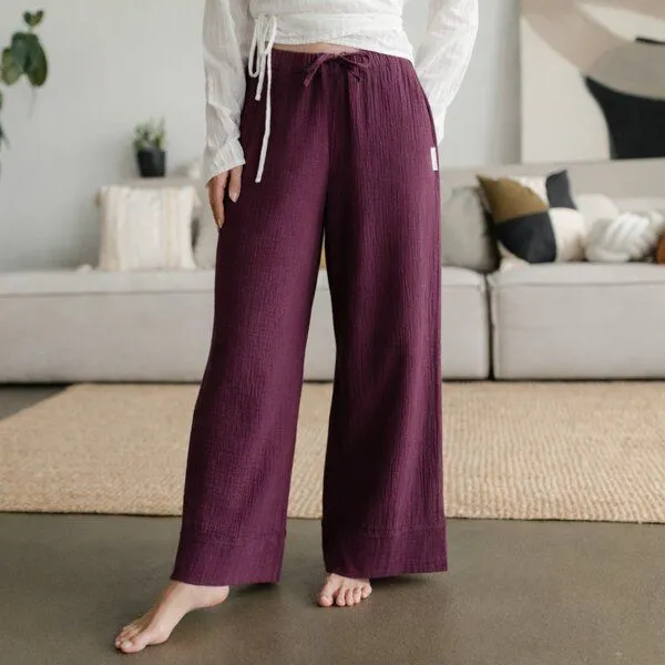 NORDLICHT NORDLICHT Musselin Hose Hilla aus 100% Bio-Baumwolle, Cherry (rot), – Produktbild 1 von 4
