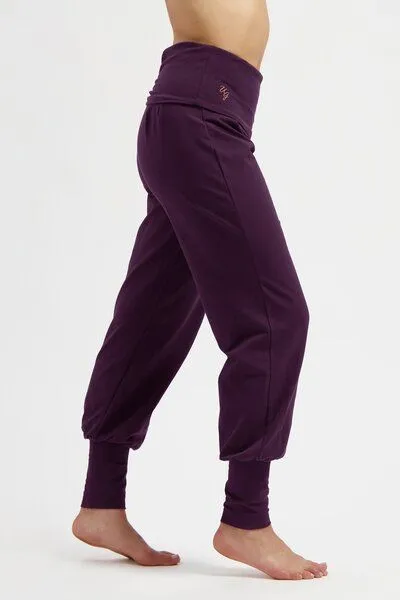 Urban Goddess Urban Goddess Weite Yoga Hose Devi, Bloom (lila), – Produktbild 3 von 4