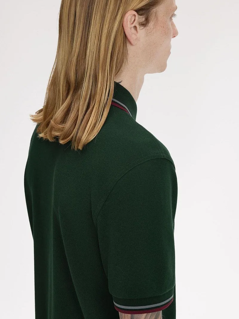 Fred Perry Fred Perry Polo Twin Tipped M3600 Dunkelgrün 85A - Größe XL, Dunkelgrün, – Produktbild 3 von 5