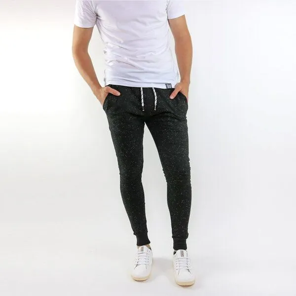 Gary Mash GARY MASH Jogginghose Macklin Mélange aus Biobaumwolle, Schwarz, – Produktbild 2 von 4