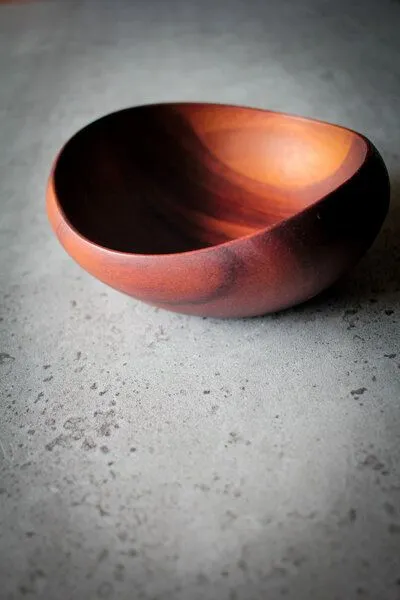 BY COPALA BY COPALA Oval Akazie Holzschale – Rustikale Naturholz Deko & Brotzeit Schüssel | Handgemacht Unikat Geschenk – Produktbild 1 von 4