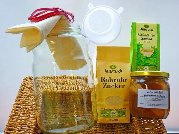 Wellness-Drinks Kombucha - Komplettpaket für 2,5 Liter: Bio Kombucha mit Zubehör – Produktbild 1 von 4
