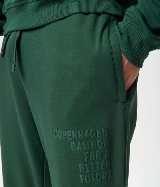 Copenhagen Bamboo Grüne Bambus-Sweatpants mit Logo – Produktbild 2 von 4