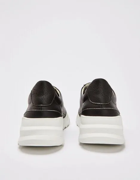 NINE TO FIVE NINE TO FIVE #pedró veganer Sneaker, Herren Runner aus recycelter Mircofaser, Schwarz, – Produktbild 4 von 4