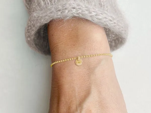 renna deluxe renna deluxe Armband mit Katze Anhänger | Kugel Sterling Silber, Gold, – Produktbild 4 von 4