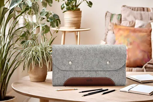 Pack & Smooch Pack & Smooch Kabel-Tasche CORRIEDALE XS Wollfilz, Leder (Mulesing-frei), Grau-hellbraun, – Produktbild 1 von 4