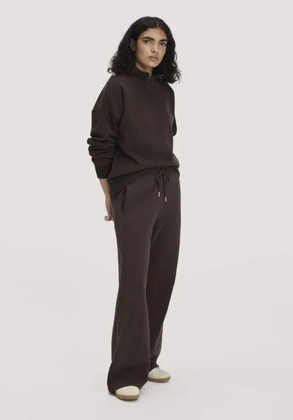 hessnatur hessnatur Sweathose Wide Leg Relaxed aus Bio-Baumwolle mit Recycling-Baumwolle, Espresso, – Produktbild 1 von 3