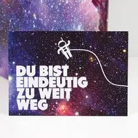 Bow & Hummingbird Bow & Hummingbird Postkarte "Zu weit weg" – Produktbild 1 von 1