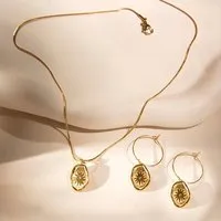 ELEKTROPULLI ELEKTROPULLI Superfeine zeitlose Kette 1mm schmal mit BOHO Anhänger, Set mit Ohrringen, Silber, – Produktbild 1 von 2