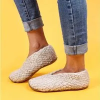WoolFit WoolFit Barfuß-Hausschuhe "Woolies" traditionell handgewebt aus Wolle für Damen – Produktbild 1 von 1