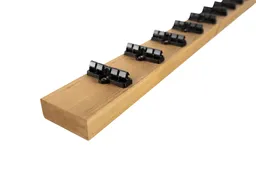 woodstore24 Thermo-Kiefer Unterkonstruktion mit vormontierten Einzelclips 26 (Stärke) x 68 mm ( Breite) 2,0 m lang (2 St. / PE) -  CLAD1-65 – Produktbild 1 von 1