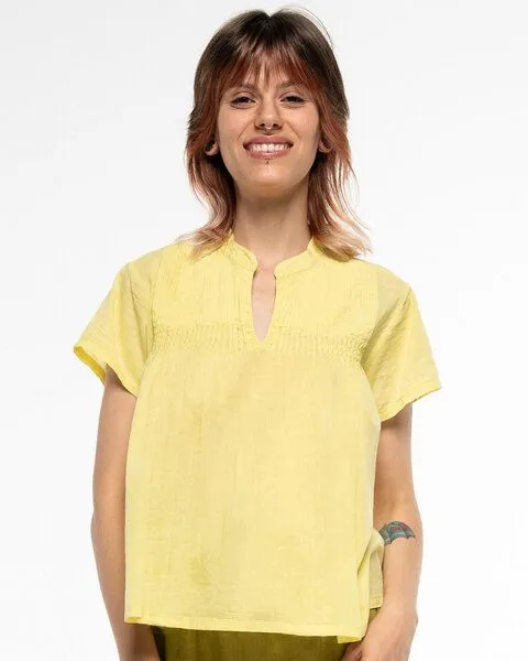 Alma & Lovis Alma & Lovis Charmantes Blusenshirt aus feinster Bio-Baumwolle | Batist Bluse, Citron (gelb), – Produktbild 1 von 3