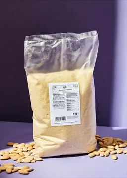 KoRo Gemahlene blanchierte Mandeln 1 kg – Produktbild 1 von 1