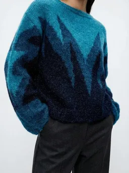KnitToChange KnitToChange Handgestrickter Oversize-Pullover in Blau- und Dunkelblautönen mit grafischem Design – Produktbild 1 von 1