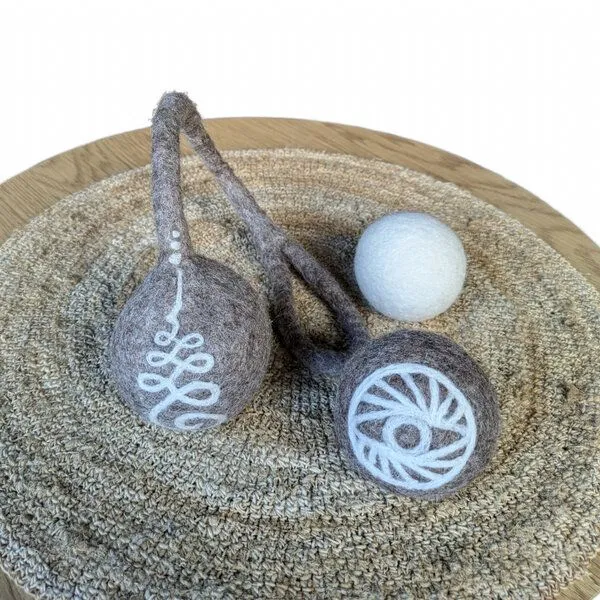 Wooliie Wooliie Katzen-Spielset aus 100 % naturbelassener Schurwolle (3er-Bundle) - Rope Ball & Rattle Ball – Produktbild 2 von 3