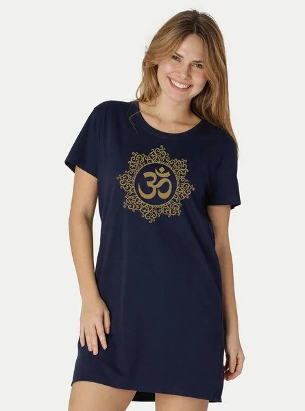 Peaces.bio - handbedruckte Biomode Peaces.bio - handbedruckte Biomode Longshirt Classic Om Damen, Blau, – Produktbild 2 von 3