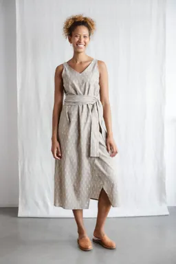 Jyoti - Fair Works Jyoti - Fair Works Damen vegan Kleid Agnila Beige/Weiß – Produktbild 1 von 1