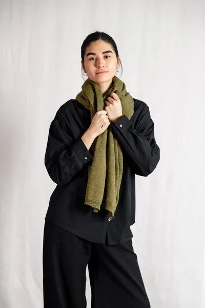 Jyoti - Fair Works Jyoti - Fair Works Baby-Alpaka Schal Paracas, Dijon, – Produktbild 3 von 4