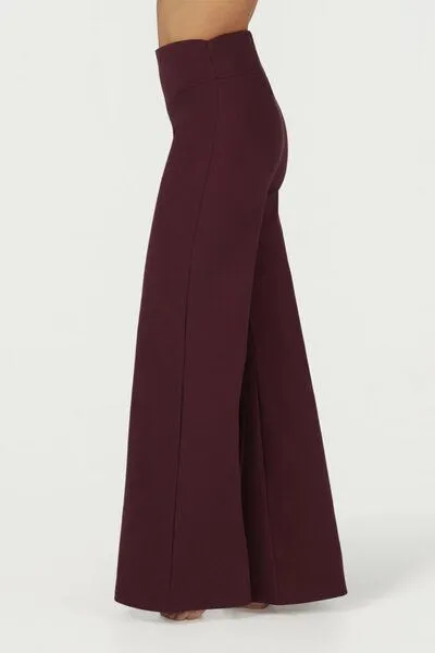 Urban Goddess Urban Goddess Maeve weite Yogahose mit Midwaist, Fig (lila), – Produktbild 3 von 5