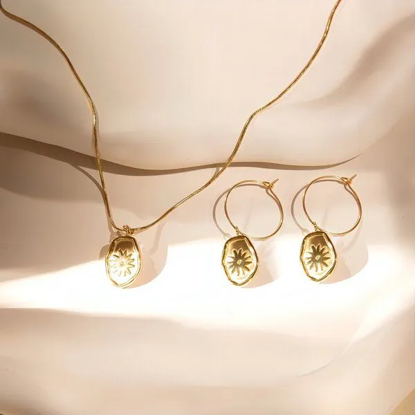 ELEKTROPULLI ELEKTROPULLI Kette 1mm schmal mit BOHO Anhänger, Set mit Ohrringen, Gold, – Produktbild 7 von 8