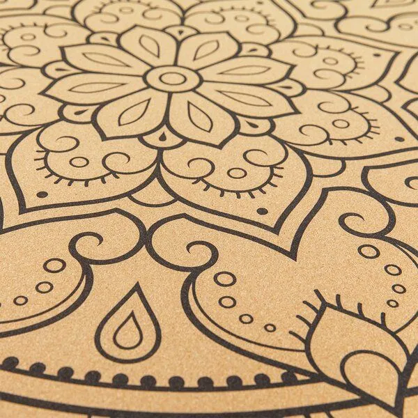 Divasya Divasya Leichte Kork Yogamatte | rutschfest & nachhaltig | in 4 Yoga-Designs | mit Tragegurt, Mandala, – Produktbild 4 von 4