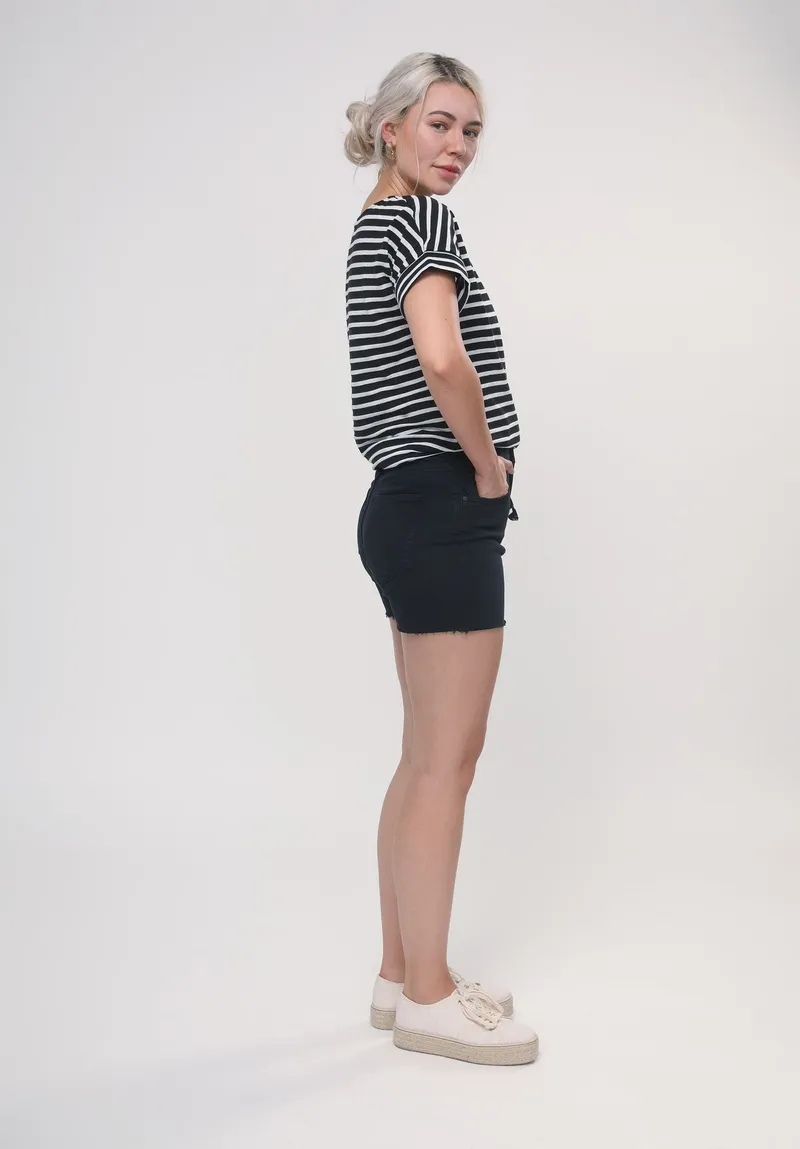Lovjoi LOVJOI Damen vegan Denim Shorts Frittilary Schwarz Denim, Schwarz, – Produktbild 1 von 2