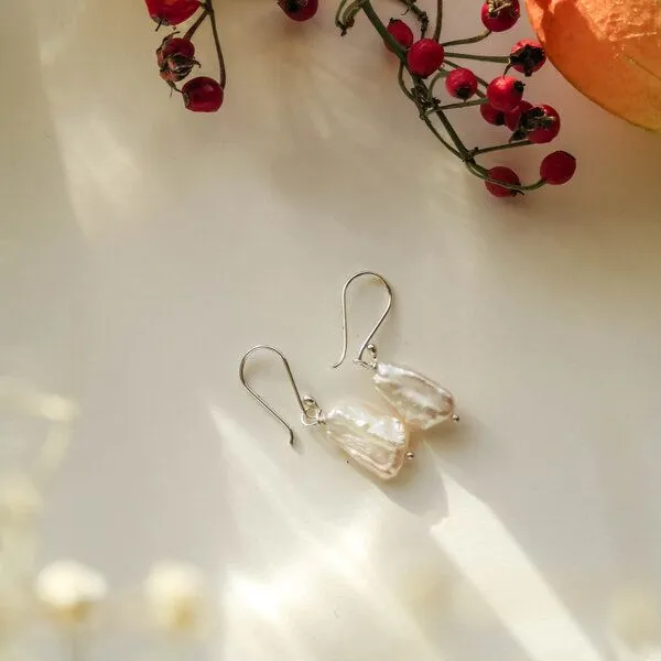 pakilia pakilia Silberohrhänger mit Süßwasser-Zuchtperle Fair-Trade und handmade – Produktbild 4 von 4