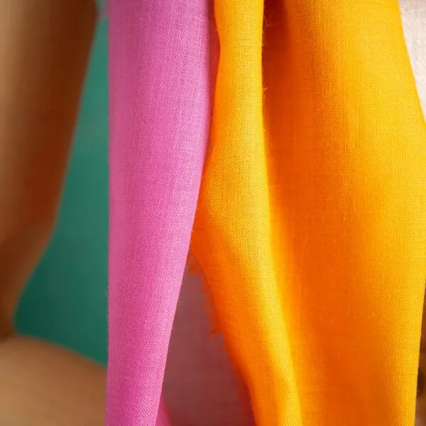 nahtur-design nahtur-design 2 Wolltücher "hauchfein", Gelb-pink (gelb), – Produktbild 4 von 4