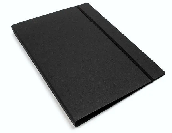 tyyp tyyp Klemmbrettmappe A4 – klimazertifiziert – 100% Recyclingpapier, Schwarz, – Produktbild 1 von 3