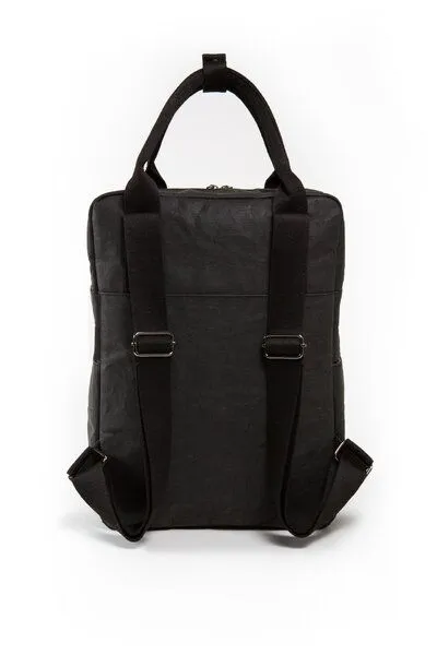 PAPERO PAPERO Rucksack aus Papier wasserfest vegan 2 in 1 Handtasche Damen, Schwarz, – Produktbild 3 von 4