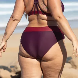 Inaska Inaska Damen vegan Bikinihose Soft Waist Flow Berries Berry & Dark Red – Produktbild 1 von 1