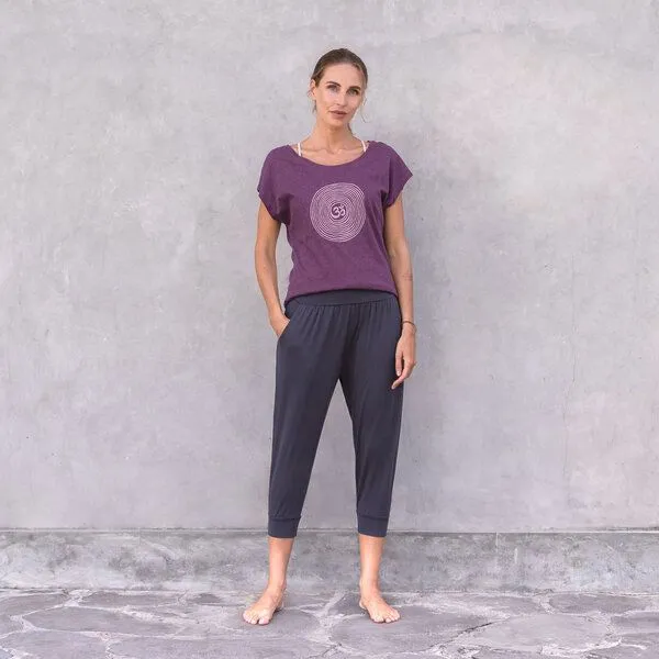 Jaya Jaya OM - Damen - loose cut T-Shirt aus 100% Biobaumwolle, Purple melange/lila, – Produktbild 2 von 3